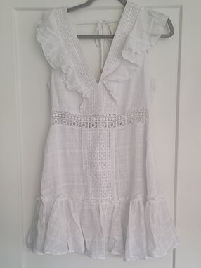 miami White Mini Dress with Ruffle V-Neck
